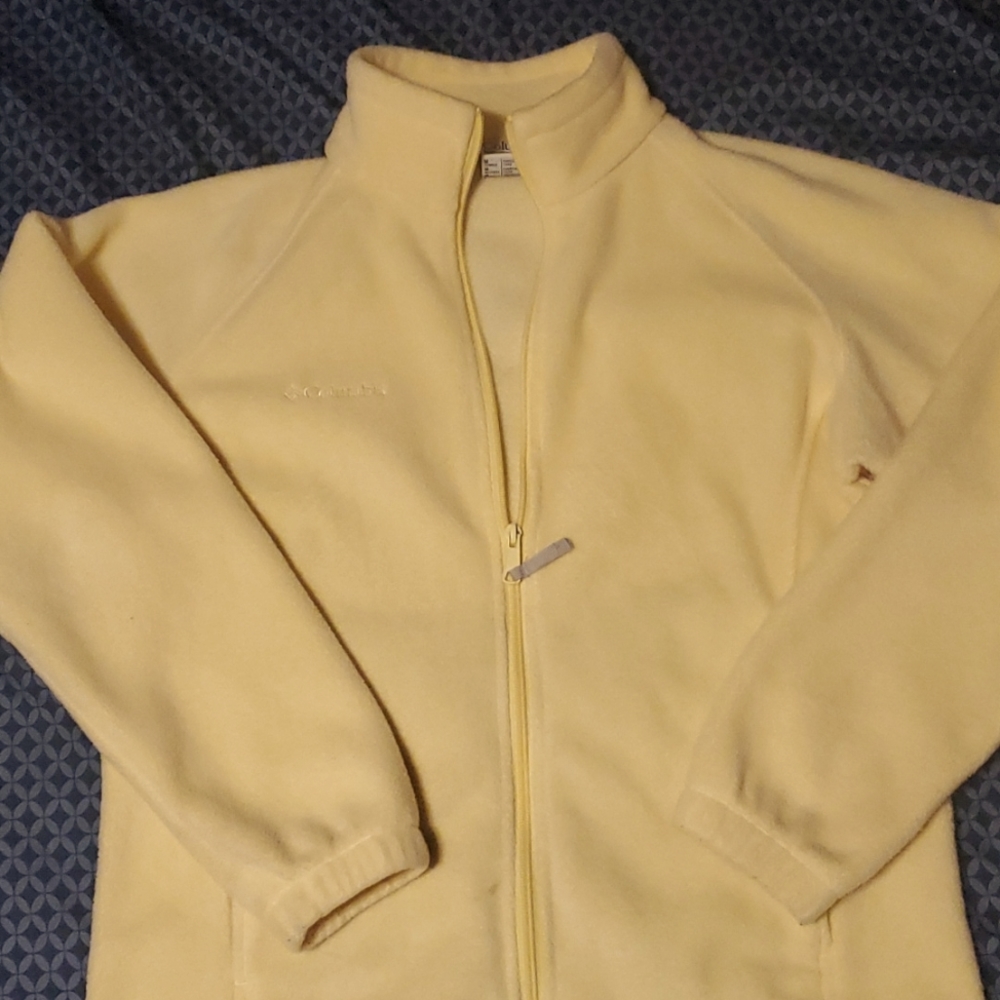 Columbia pastel yellow women's fleece zip-up size M